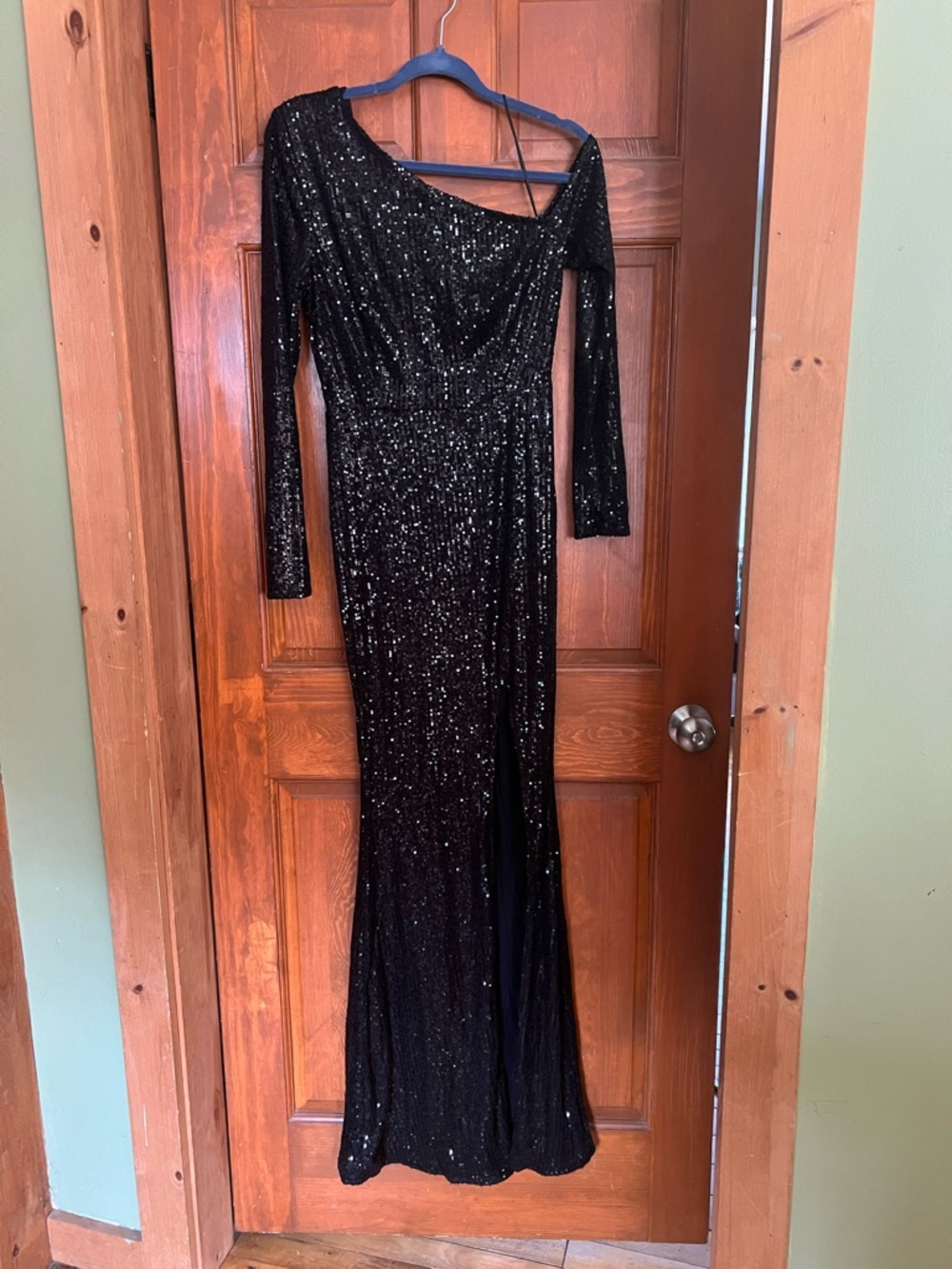 Fashion Nova Black Sequin One-Shoulder Prom Dress